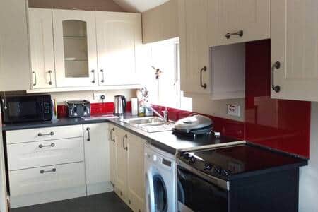 Fully fitted Kitchen