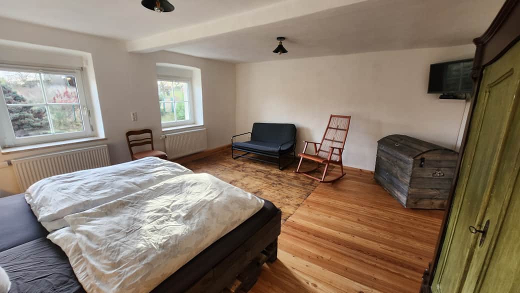 Schlafzimmer 2-4