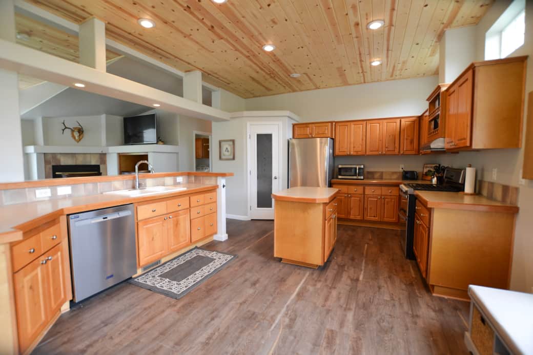 KITCHEN KITCHEN