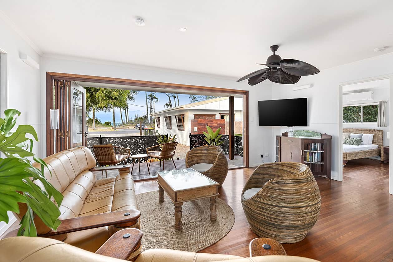 Vila Paus Dua - open plan living