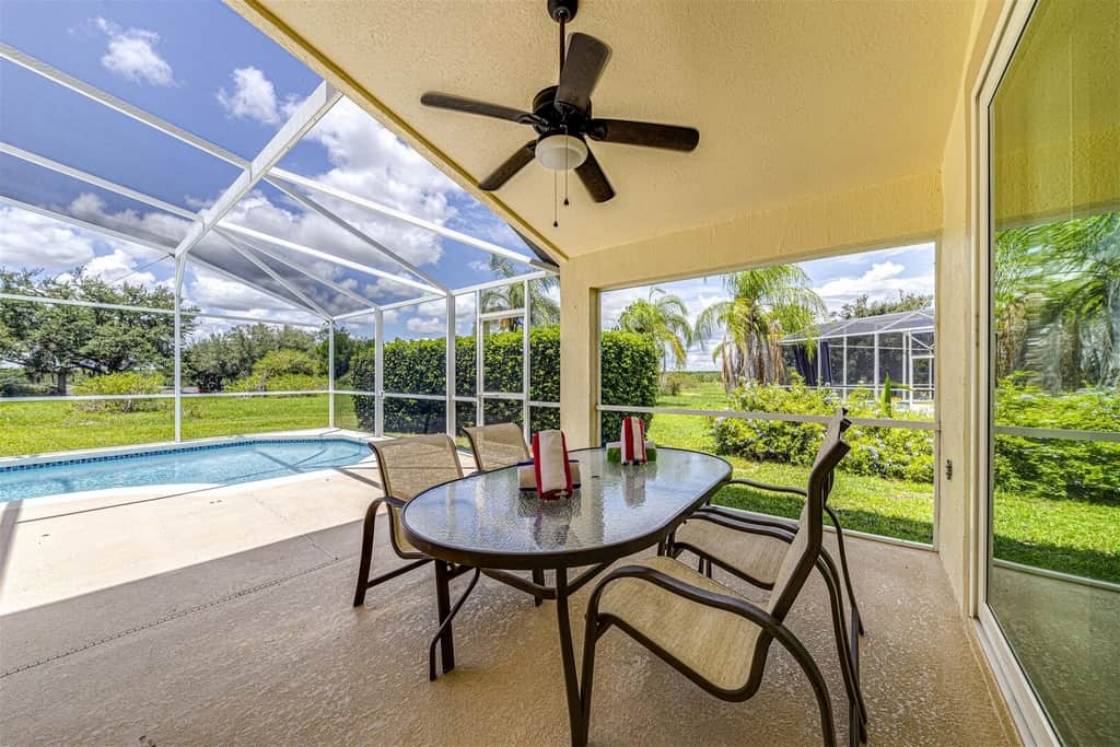 04-covered-lanai-for-outdoor-dining - 1K JPEG 04-covered-lanai-for-outdoor-dining - 1K JPEG