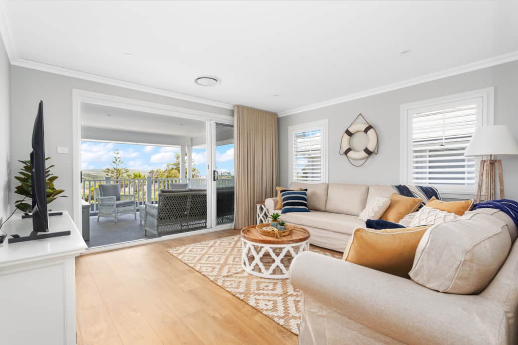 Upstairs Living Area