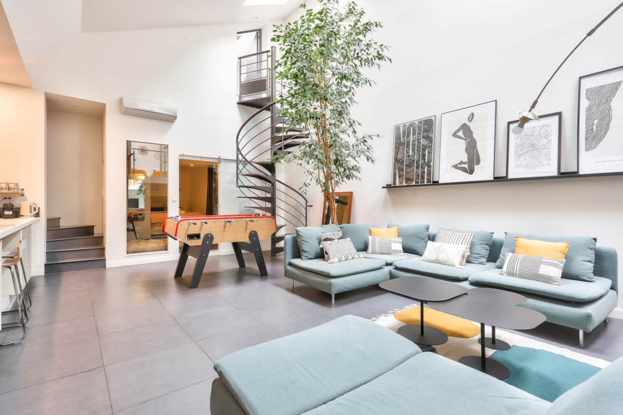Lounge area
