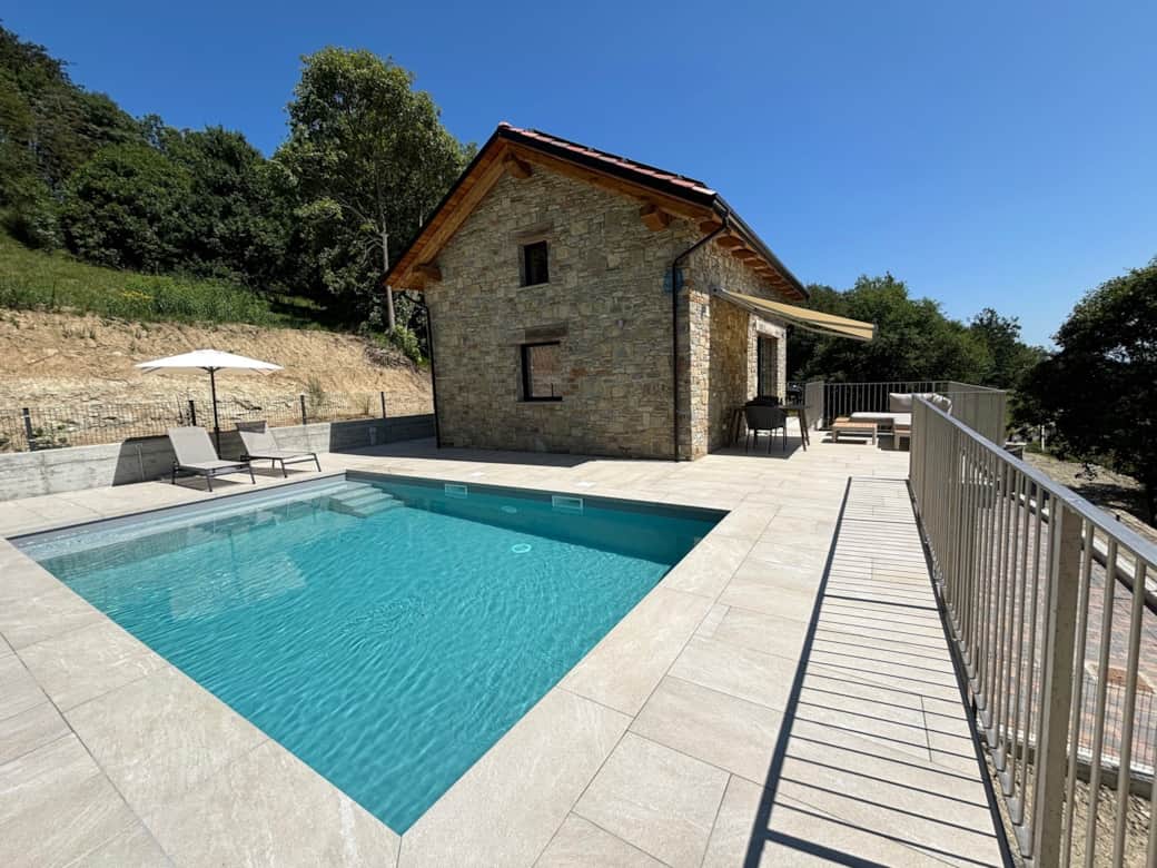 PICCO - Terrasse mit beheizbarem Salzwasser-Pool