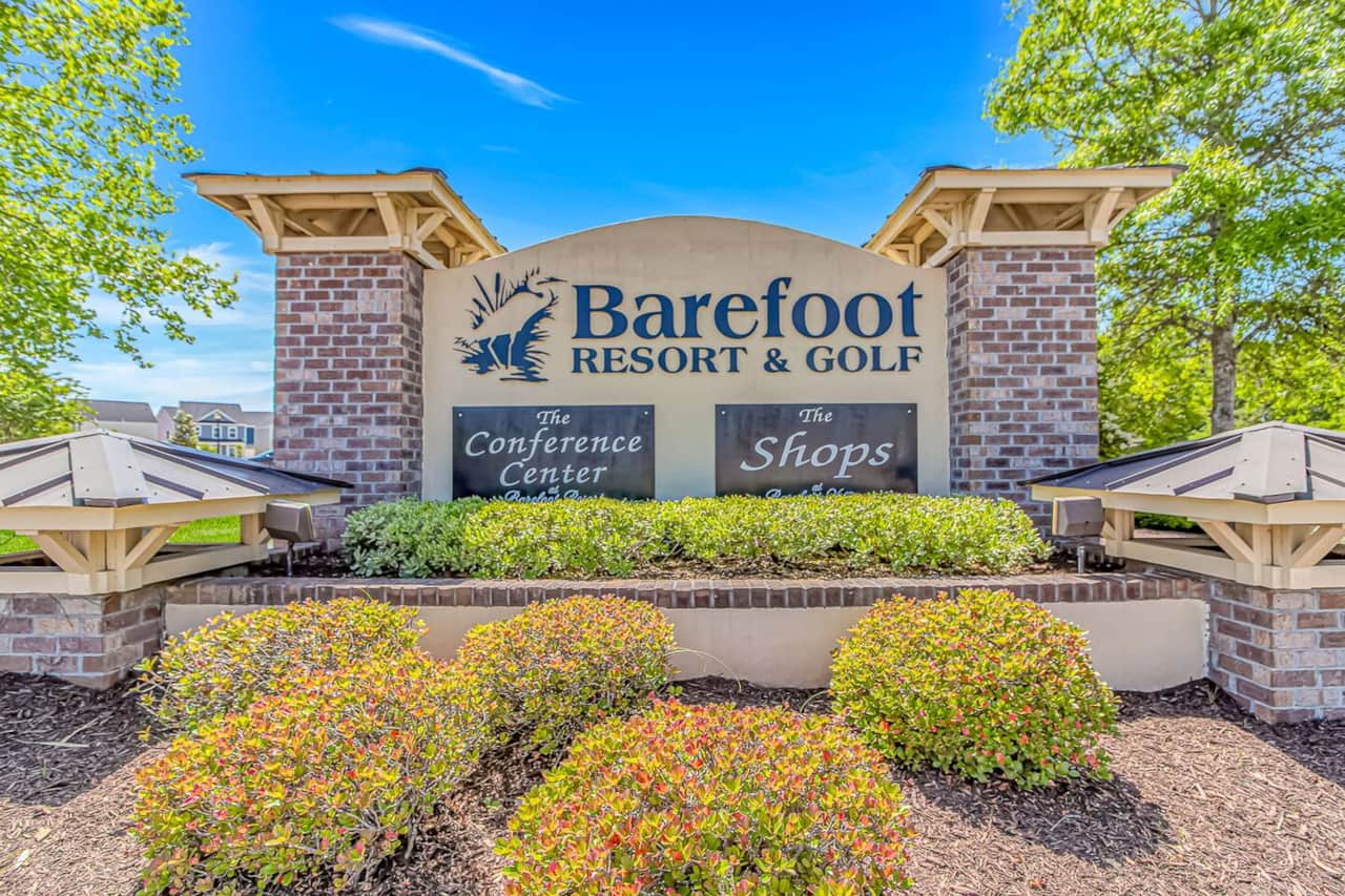 Barefoot Resort & Golf Entrance
Welcome to Barefoot Resort — one of North Myrtle Beach’s most popular vacation destinations.
