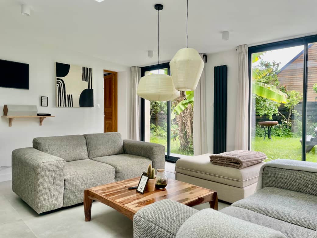 La Maison Rose by Melrose
