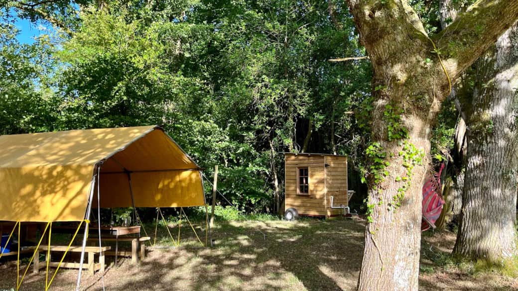 Devon glamping Oak Tree Nook