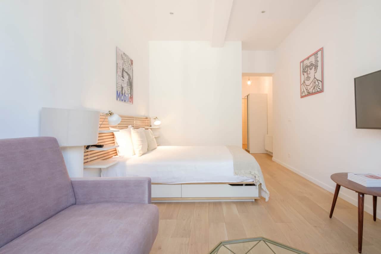 Living area / Sleeping area