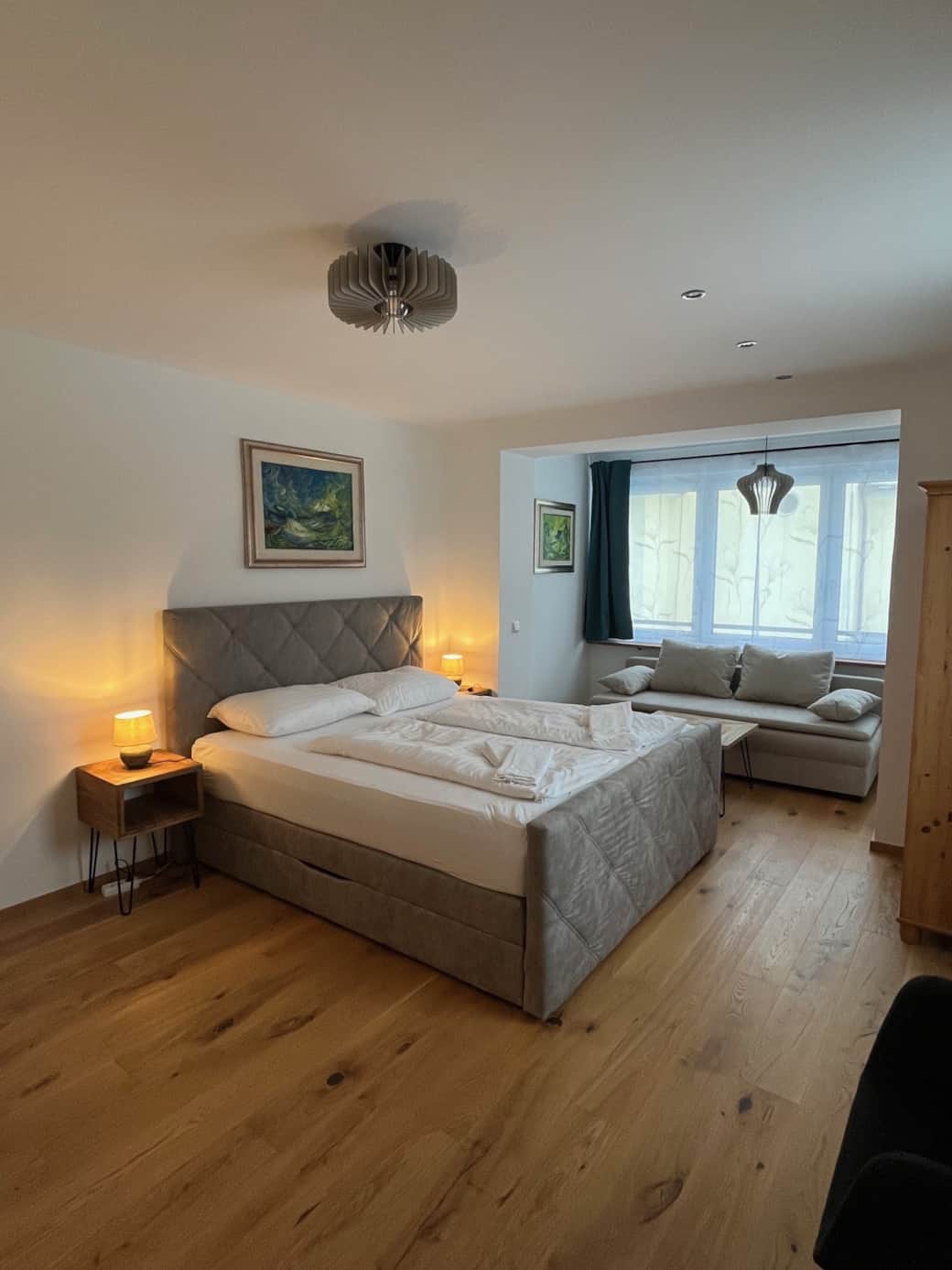 Double room with King size bed and sofa-bed