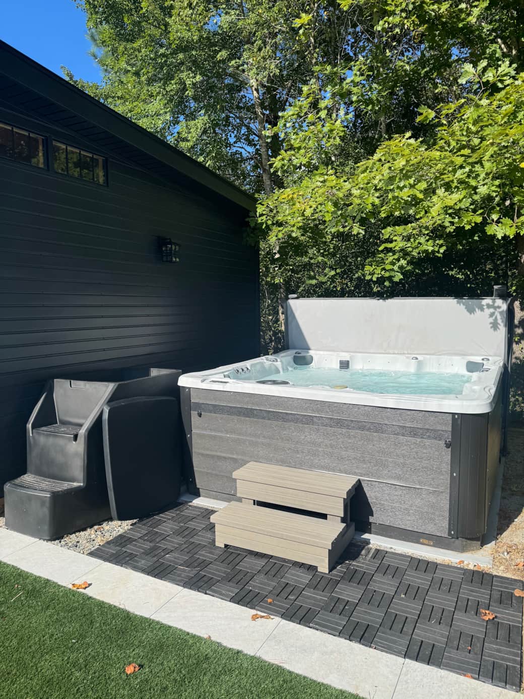 Hot Tub and Cold Plunge