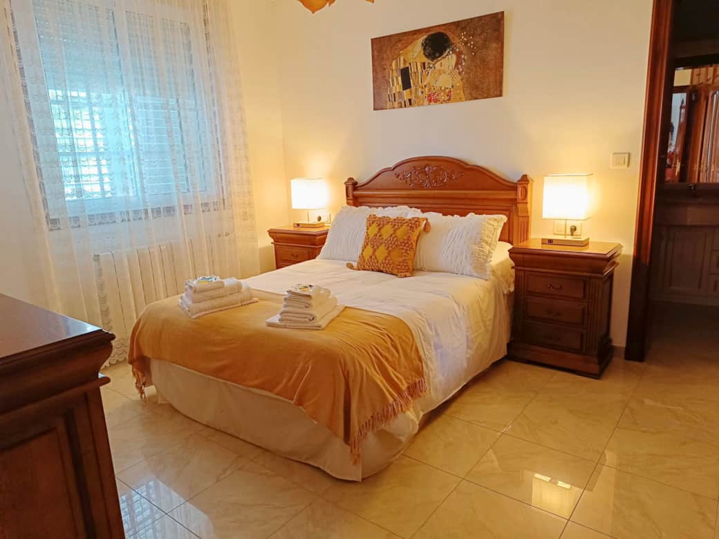 Habitación doble principal con baño Habitación doble principal con baño