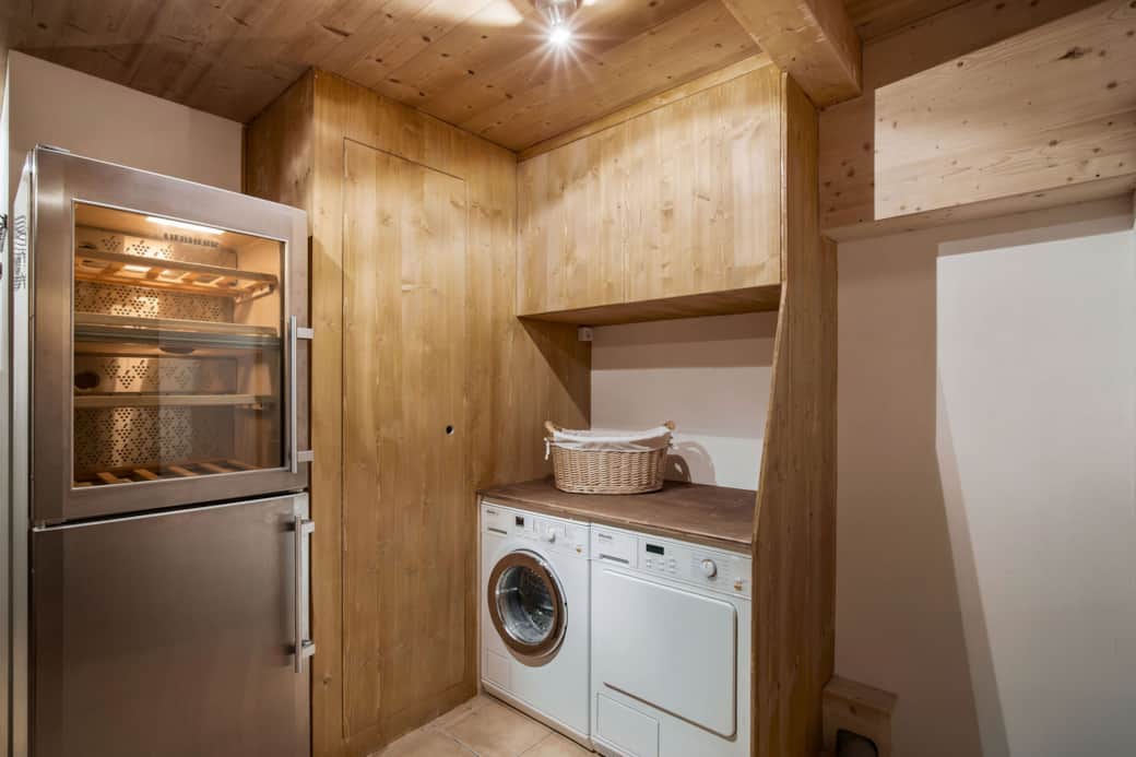 Laudry and wine cellar