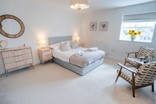 Lonsdale Luxury Apartments 101 optimized 50