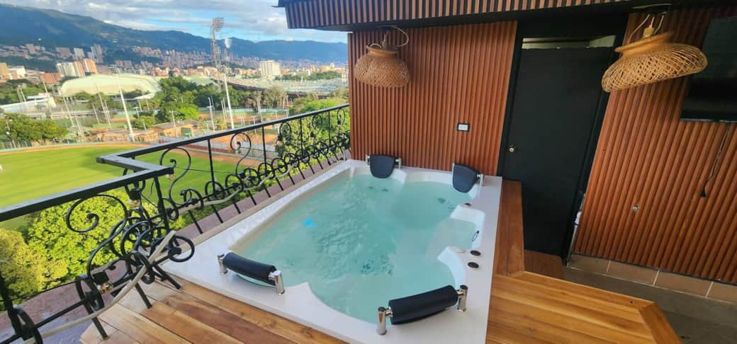 B2db4248 8f1a 4962 917d 92ee1c5f82c6