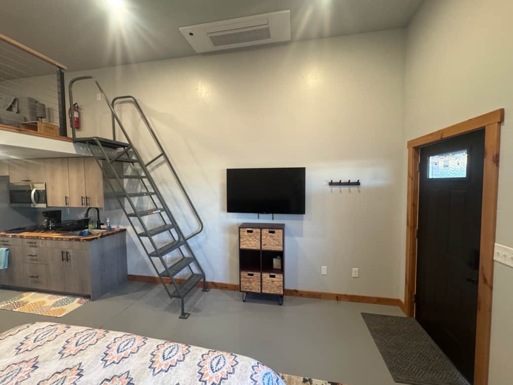 Image picker C8FA73CE 86DC 4384 92CC DDFD5E2F1F5E 5946 000004C5CB87B529