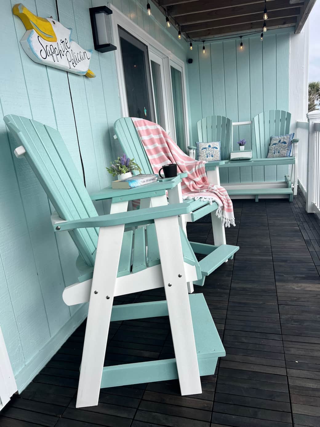 Plenty of Porch Seating Plenty of Porch Seating