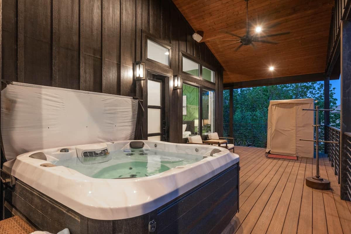 Private hot tub on the covered deck for cool Lake Travis evenings