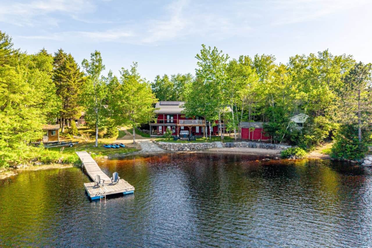 20 Blueberry Ln2-60