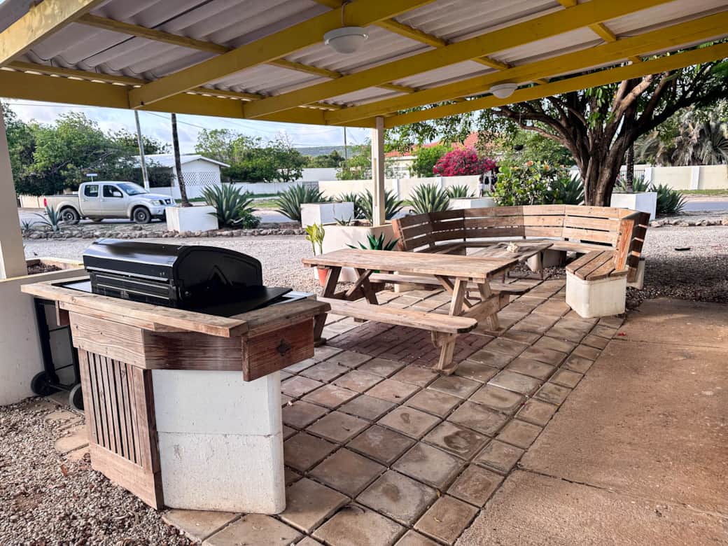 Community Grill and picnic area