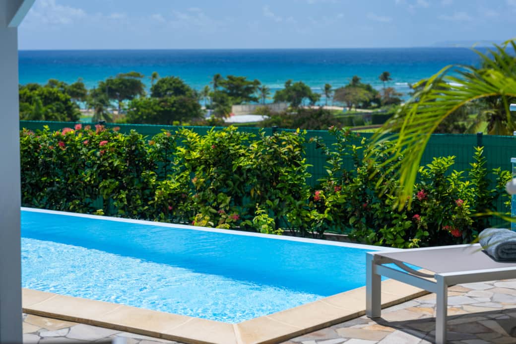 Piscine vue mer panoramique