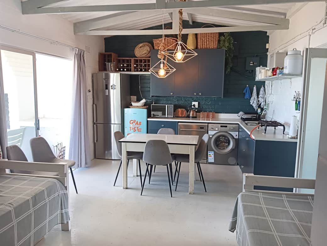 Kitchen & Living Room