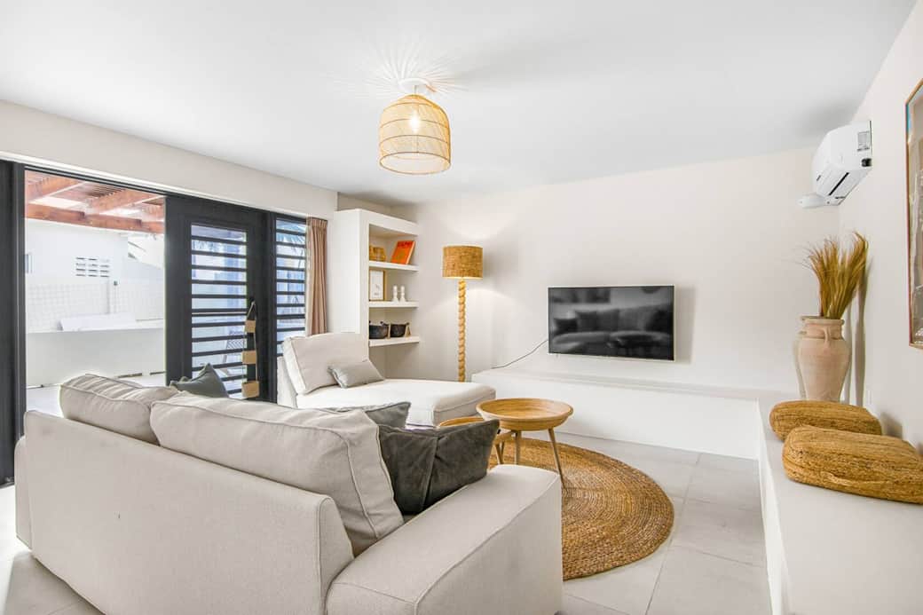 De Vos Apartments Casa Divi Divi |Woonkamer| in Jan Thiel De Vos Apartments Casa Divi Divi |Woonkamer| in Jan Thiel