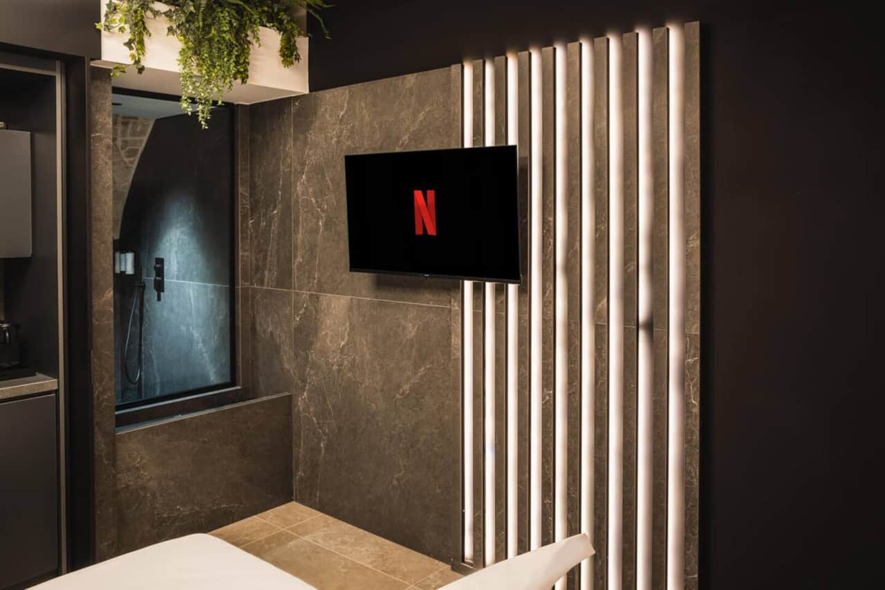 Enjoy smart entertainment from the heart of the suite.
