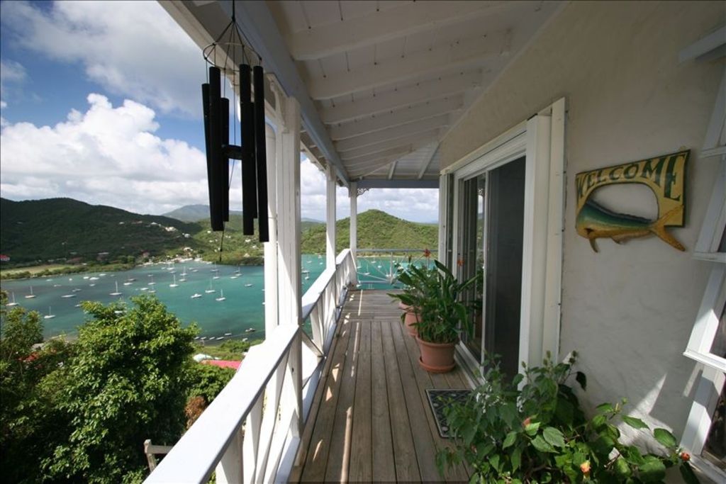 Entryway from private parking