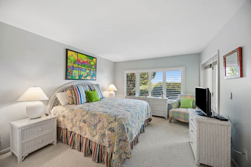 2190 S Fletcher Ave - First Queen Guest Room 1