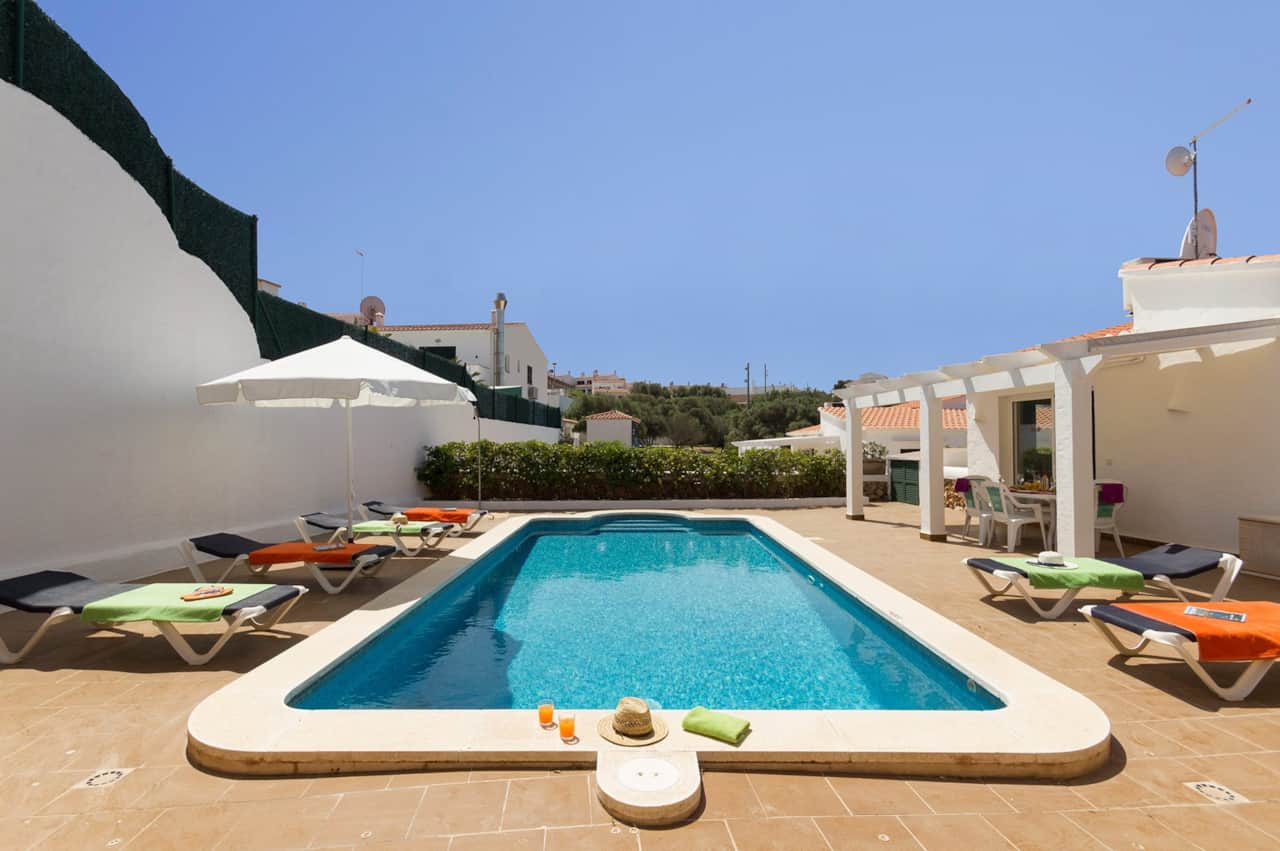 6 sun beds for your relaxation