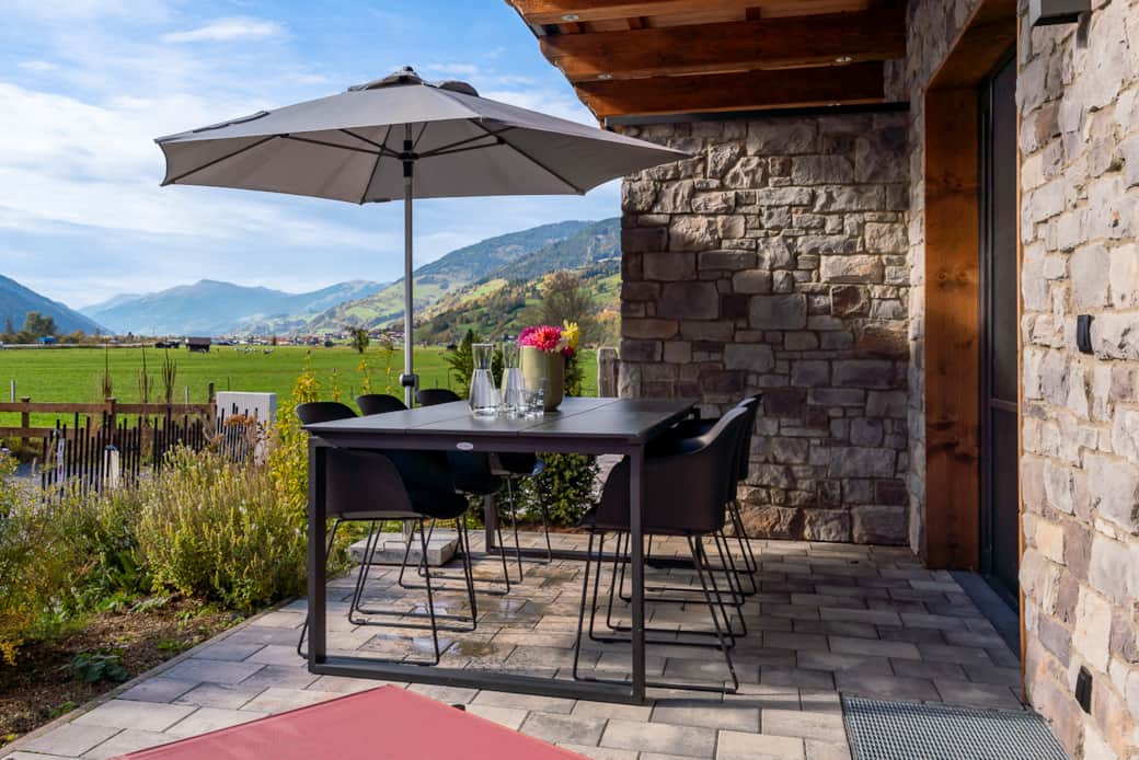 Terrasse mit Essplatz Terrasse mit Essplatz