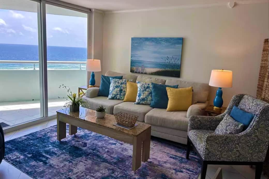 Perdido Sun Resort Unit 812 Livingroom Sitting Area