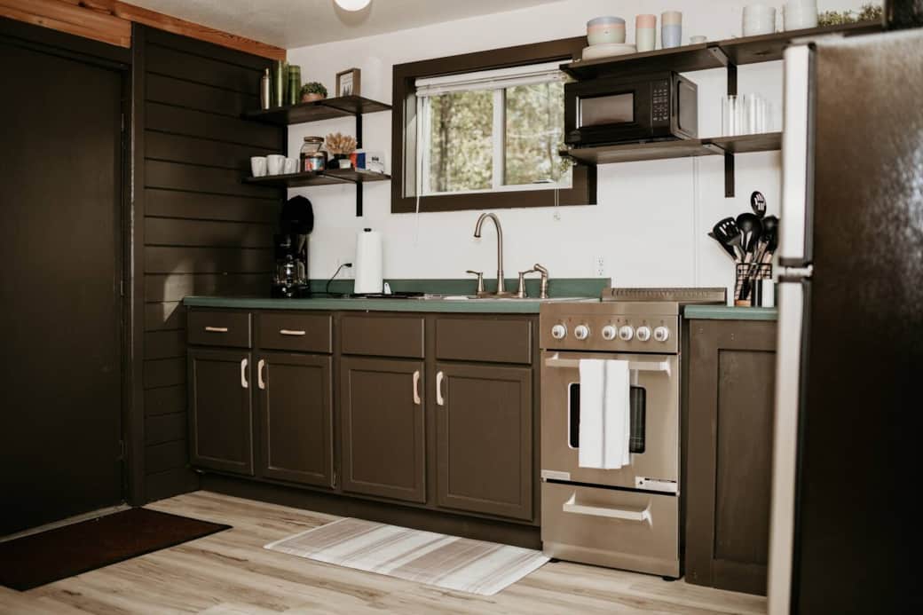Kitchen fully stocked with all kitchen essentials