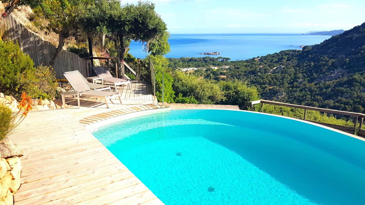 La piscina A ALTEZZA.