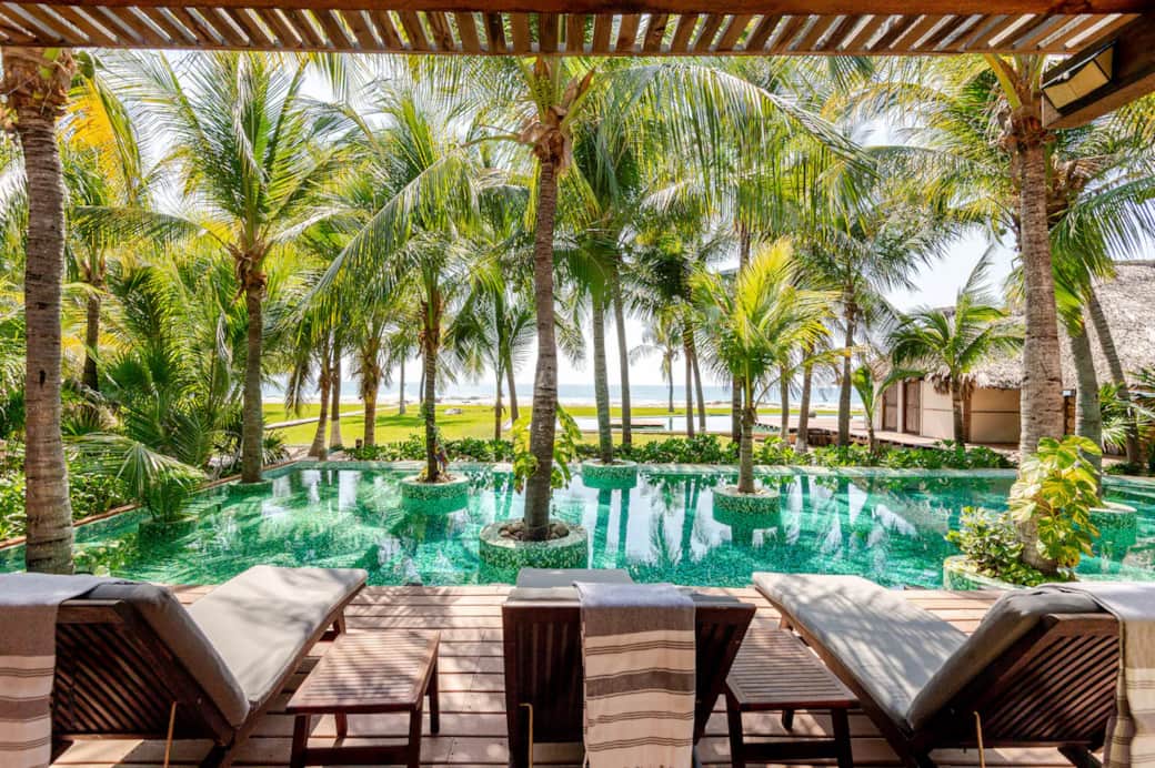 Private pool