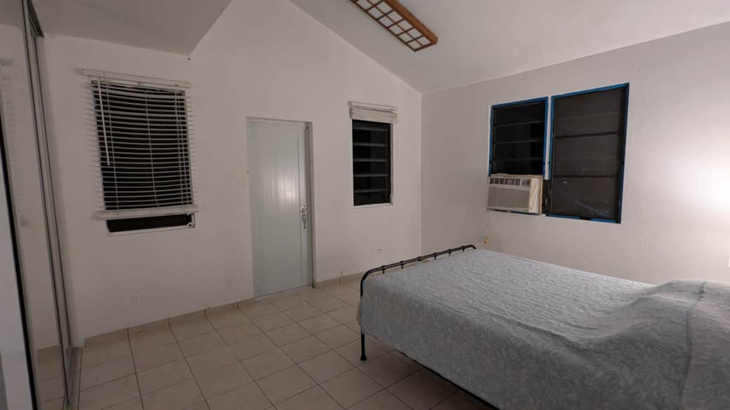 PXL 20250902 012016805