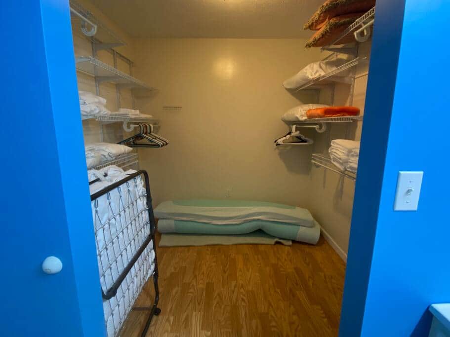 Large Walk In Master Closet Roll Away Bed