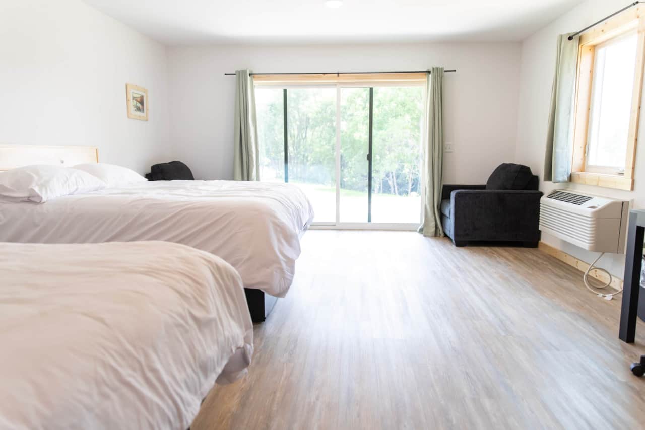 Unit 5B Bedroom Overview 