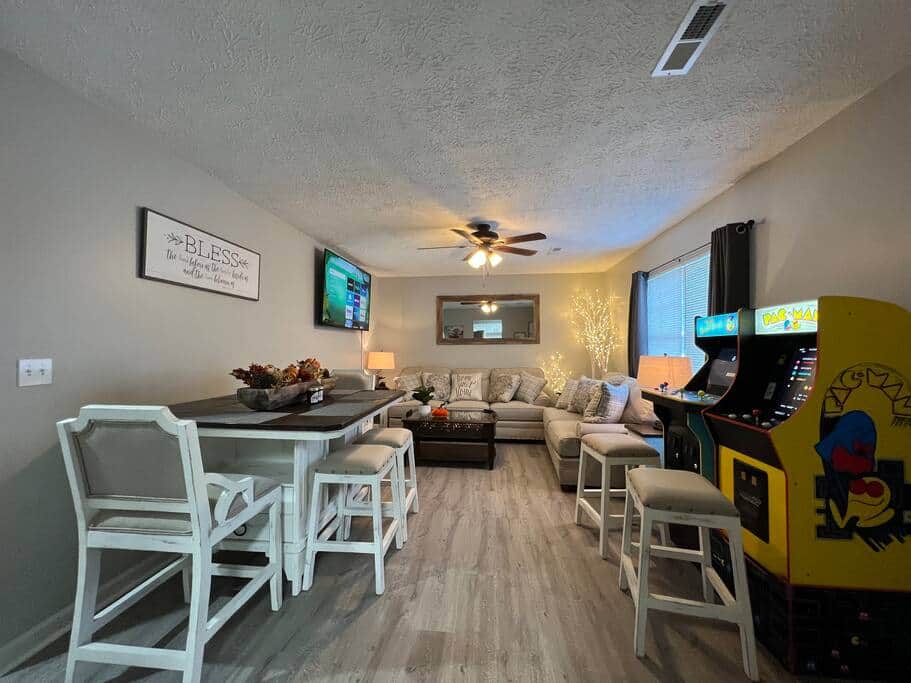 Plenty of room for everyone to spread out and enjoy!