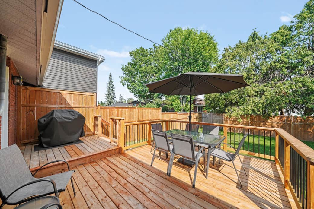 Private 320 sq.ft outdoor deck with a BBQ to enjoy Ottawa’s beautiful weather right at home. Private 320 sq.ft outdoor deck with a BBQ to enjoy Ottawa’s beautiful weather right at home.