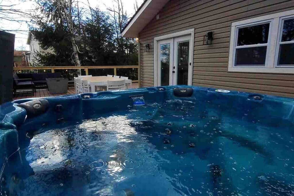 Hot Tub Hot Tub