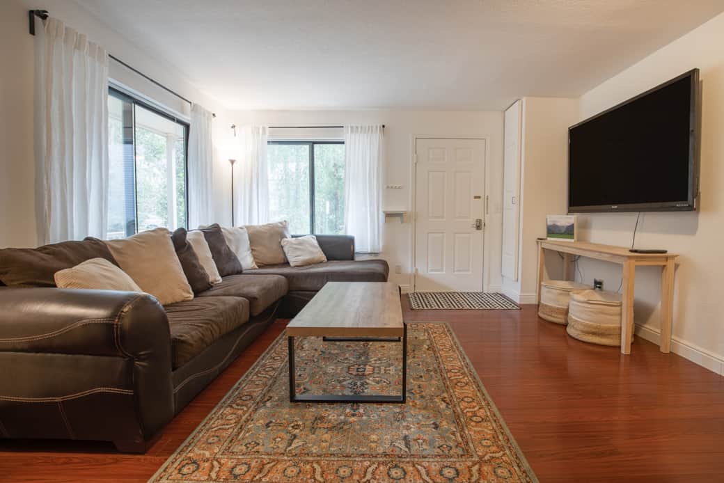 The Creekside Retreat Steps to all of Telluride Apartment in Telluride