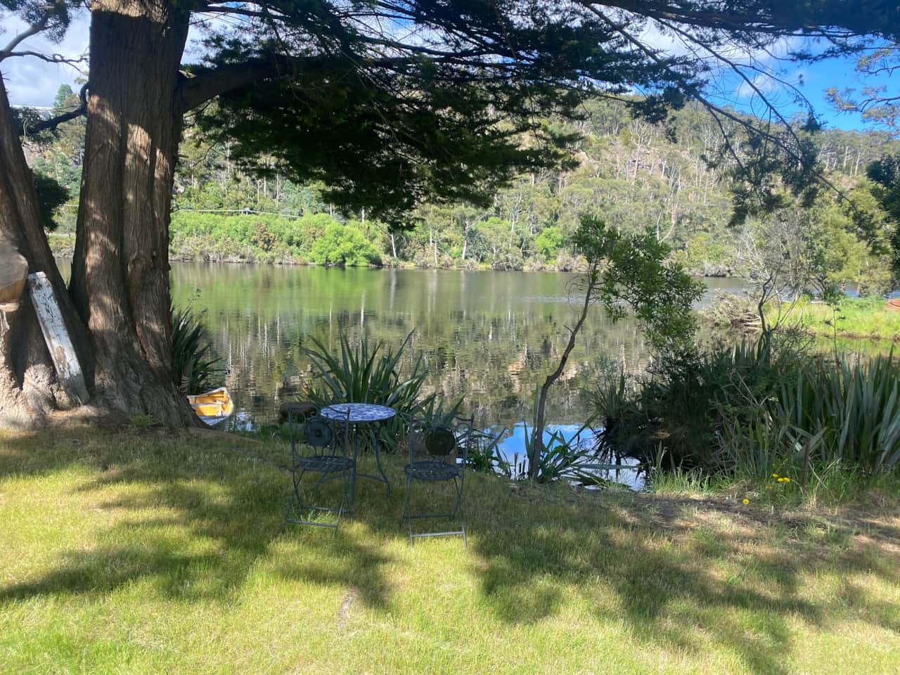 Spring Morning walk out the door to the Huon River