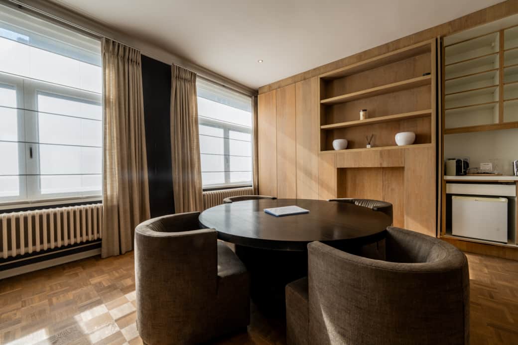 Suite Estelle seating area 