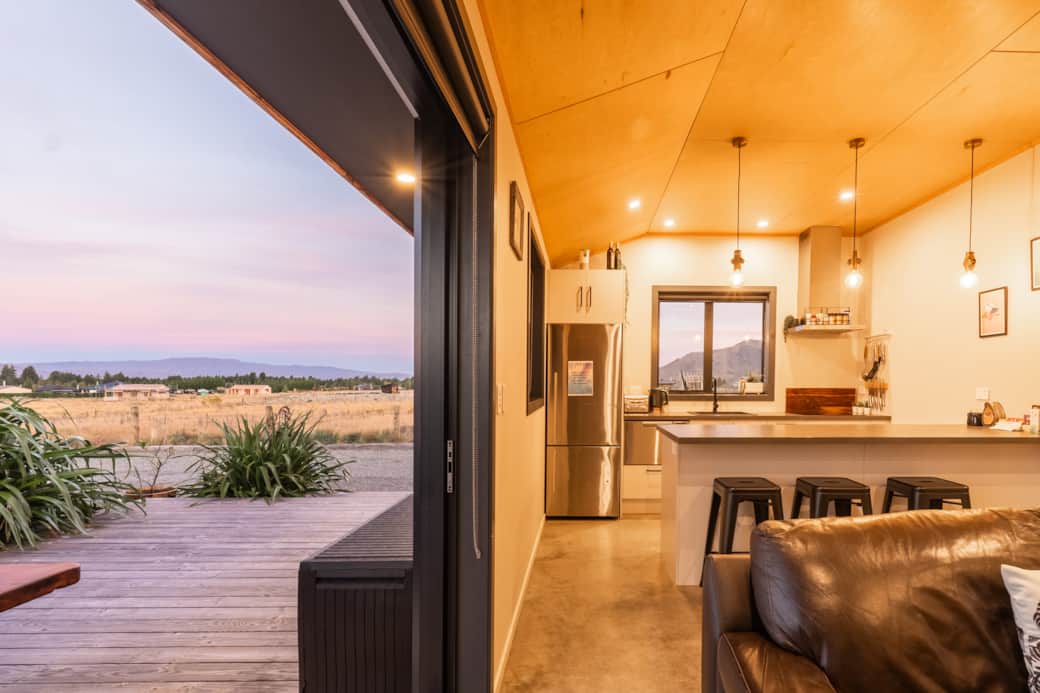 9 tussock airbnb-6
