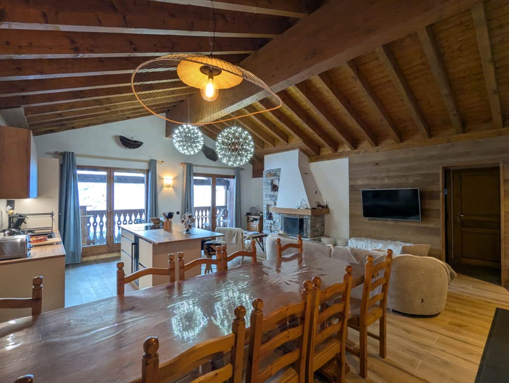 PXL 20260103 144702184