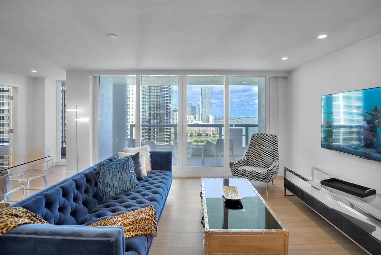 Living area, Roku streaming tv, balcony access, views of Biscayne Bay and Margaret Pace Park