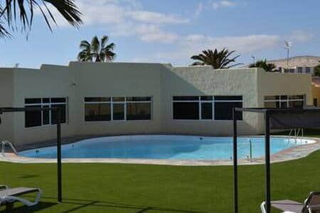 Pool (La Chata)