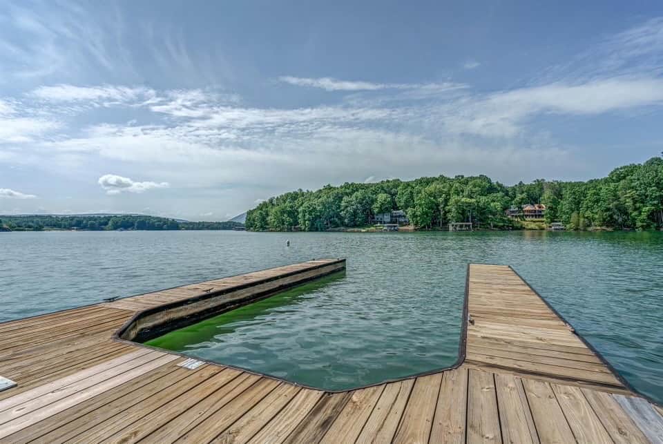 Floating Boat Slip Included in Rental!