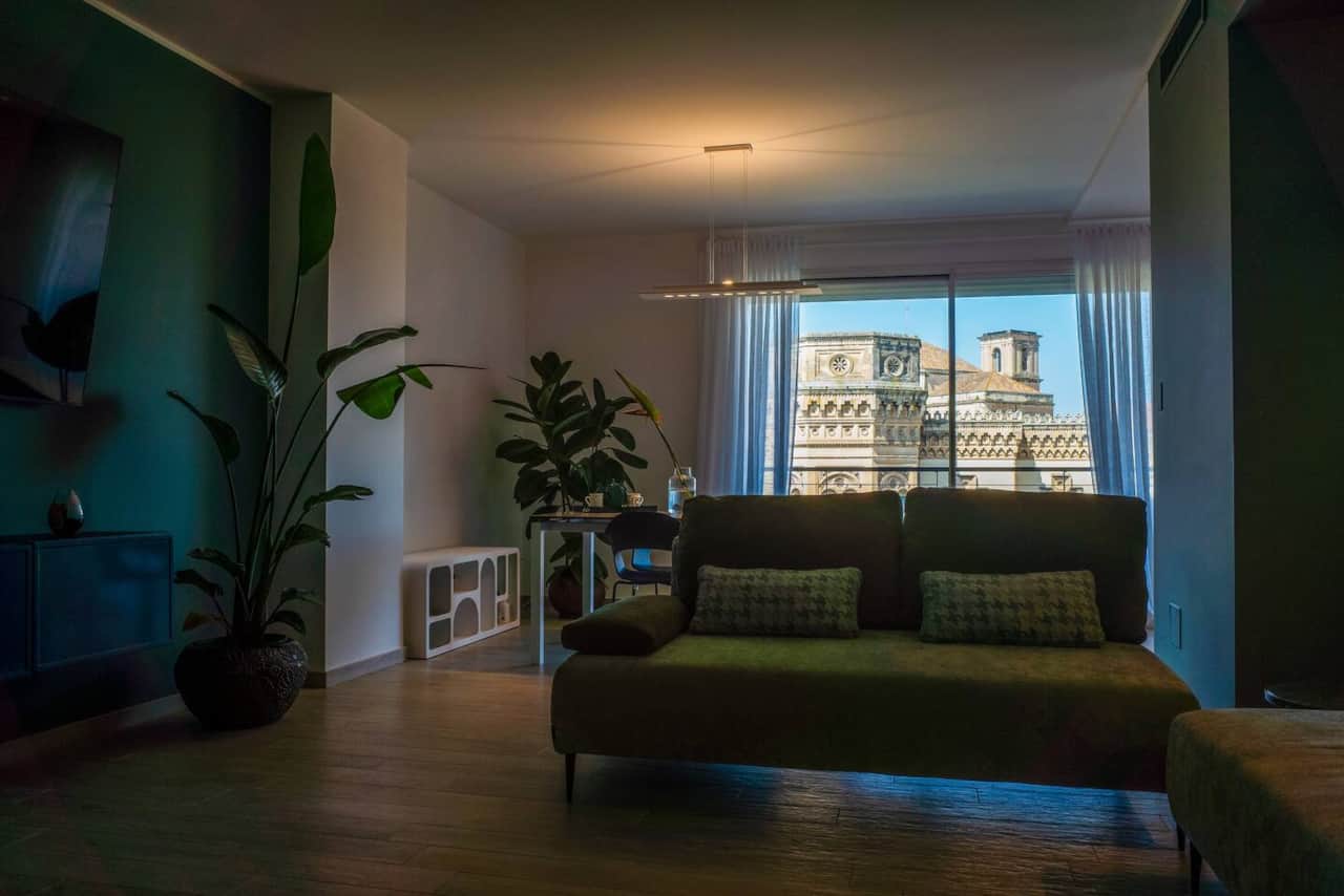 livingroom with panoramic view